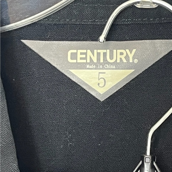 Black Martial Arts Gi Uniform - Picture 2 of 6